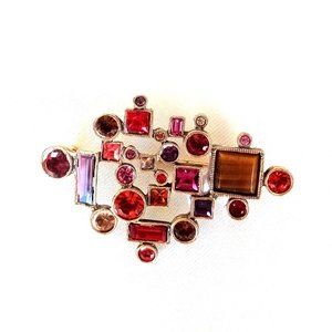 ANTIQUE RED AND GOLD PIN